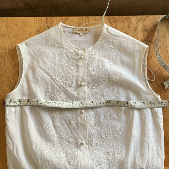 White Vintage 1940s Blouse - Picture 3 of 6